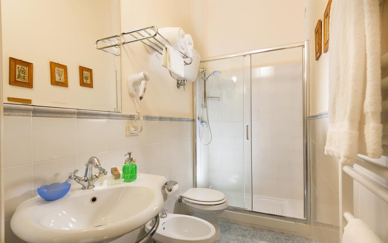 B&B Piccolo Hotel Кортона Екстериор снимка