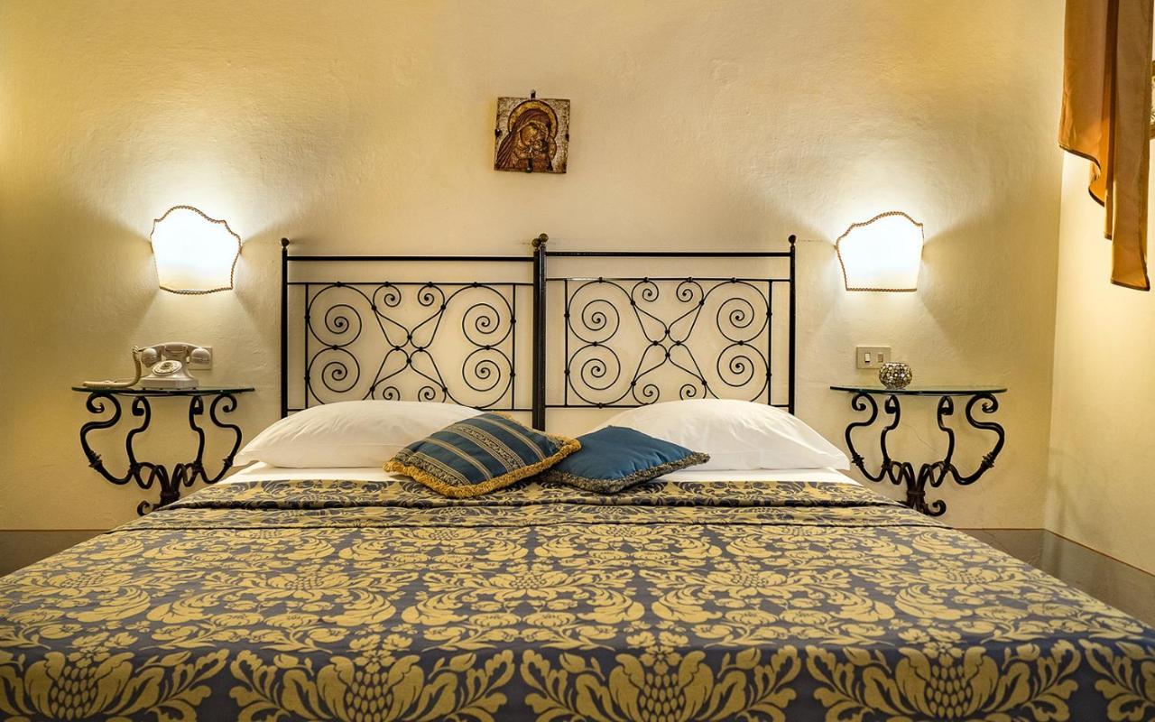 B&B Piccolo Hotel Кортона Екстериор снимка